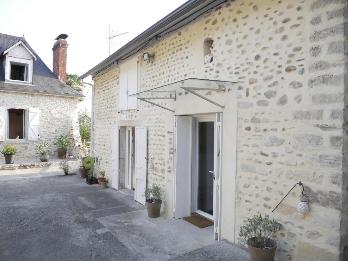 Gite De Lasbareilles Narcastet Exterior foto
